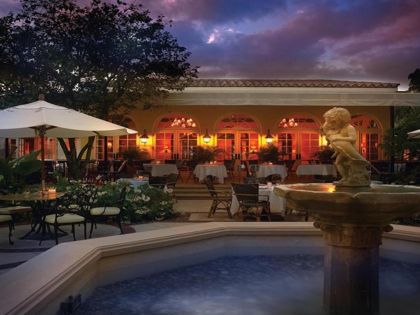 Hemingway Suites At Palm Beach Hotel Island Exterior foto